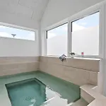 Beautiful In With Sauna 布拉万德