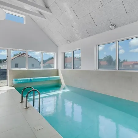 Holiday home Gorgeous In With Indoor Swimming Pool Blavand